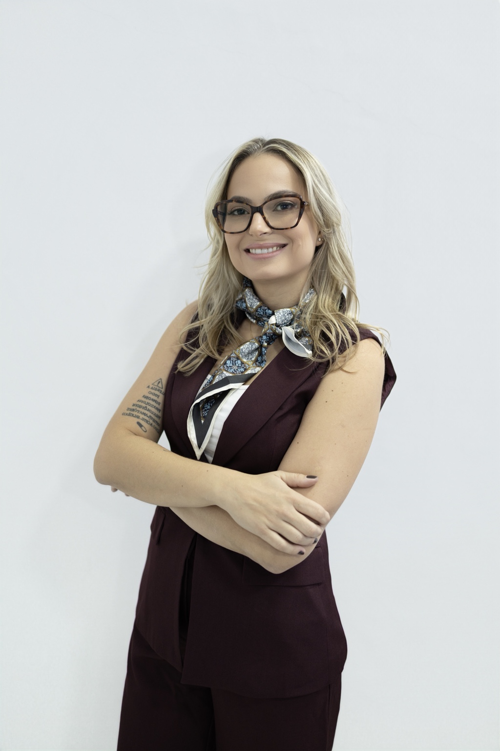 Prof.ª Yasmine Barbosa Alves
